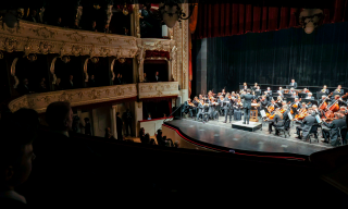 Variace vyvrcholily mimořádným koncertem České filharmonie