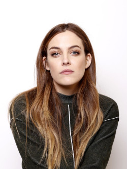 Riley Keough, Gina Gammell