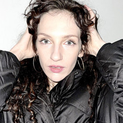 Anna Korom