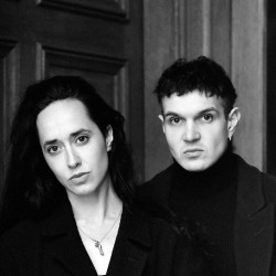 Caroline Poggi, Jonathan Vinel