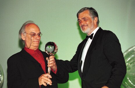 Director Carlos Saura with KVIFF President Jiří Bartoška